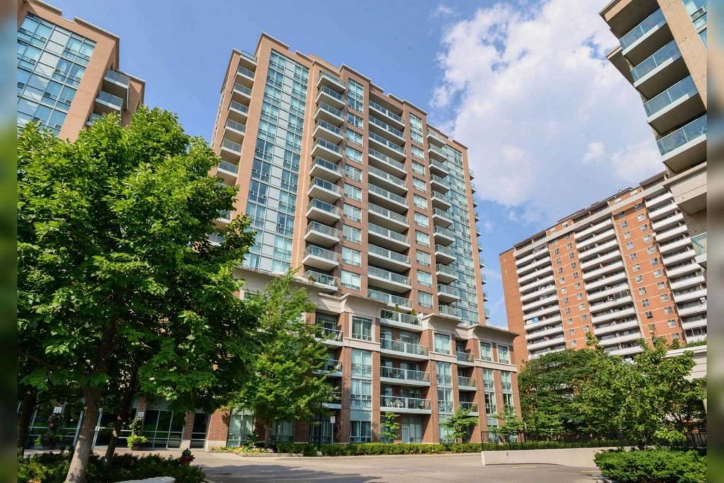 15 Michael Power Place